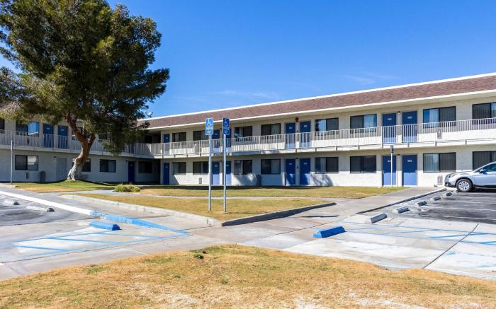 Motel 6 Mojave, CA