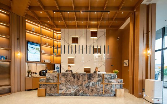 Atour Hotel Nanchang Longding Chadu East Jiefang Road