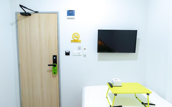 Urbanview Hotel R House Batam by RedDoorz