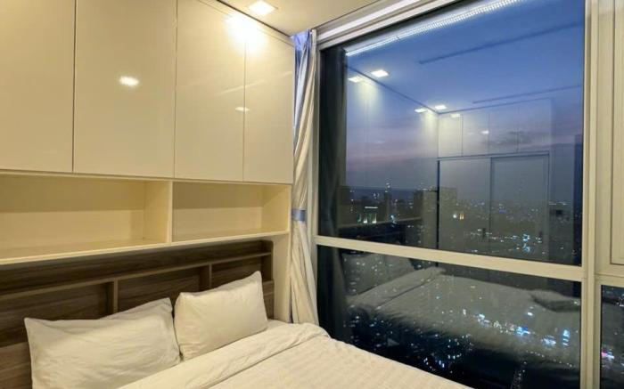 COZY APART - Vinhomes Central Park & Ice Rink