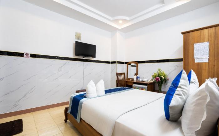 HỒNG PHÁT HOTEL