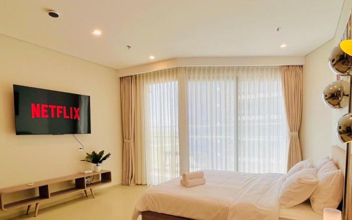 Studio Apartment Louis&Jack Home 50m2 with Balcony