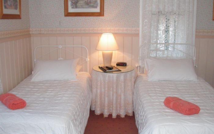 Hillview House Bed and Breakfast
