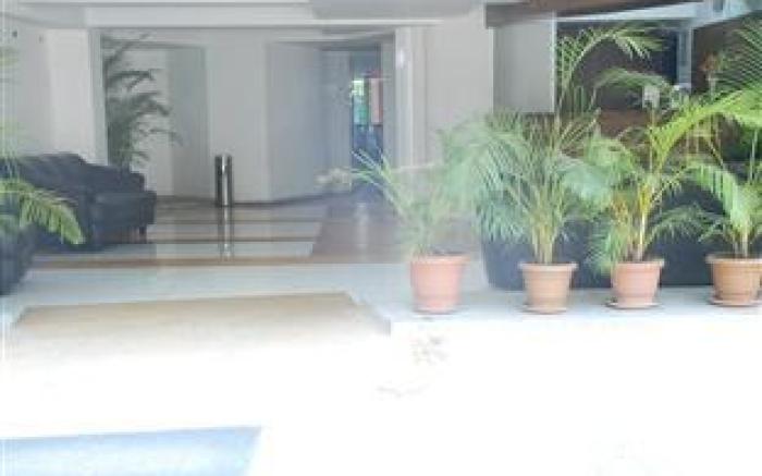 Hotel Executive Residency