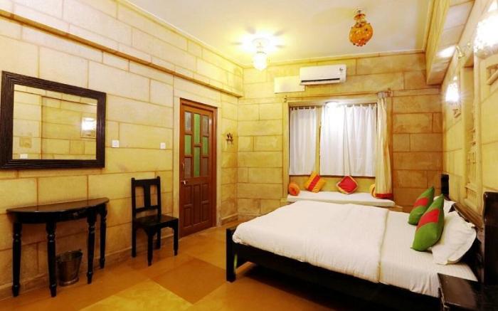 Hotel Lal Garh Fort And Palace