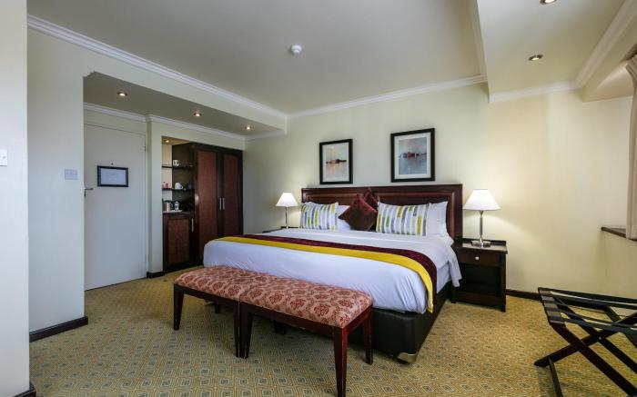 Cresta President Hotel