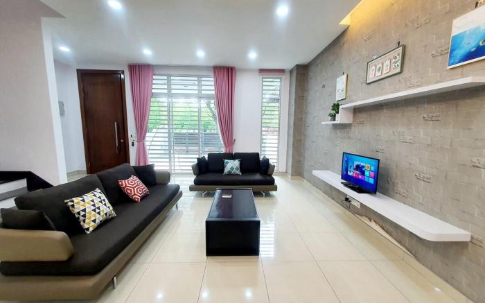 MODERN STYLISH 2STOREY HOUSE 8PAX@ALMA NEAR JUSCO