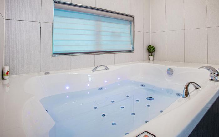 Gapyeong Gamseong216 Poolvilla Pension