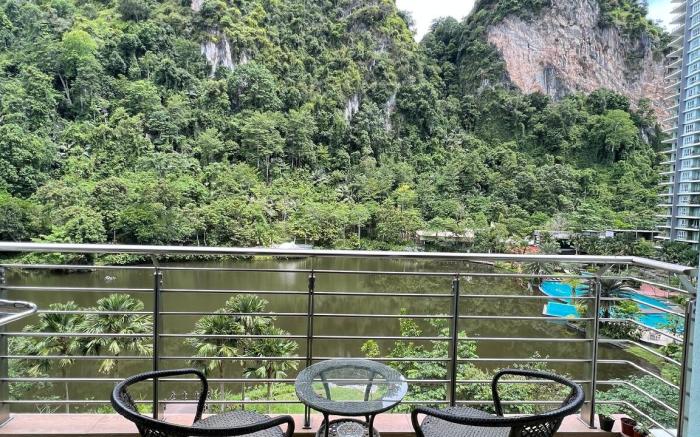 resident ipoh with lakeview