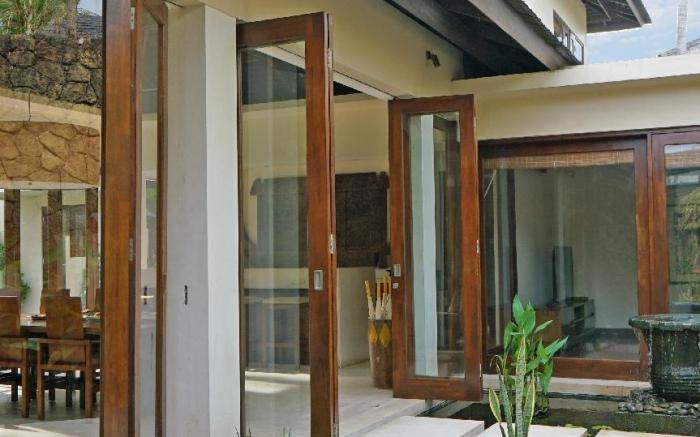 THE NEW VILLA SUAR SEMINYAK