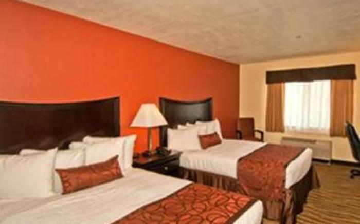Best Western PLUS Corning Inn