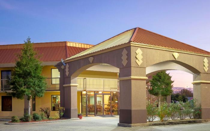 Red Roof Inn & Suites Oxford