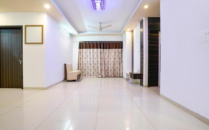 Fabhotel Shree Balaji NX Banquets And Apartment