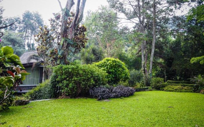 Avalon Private Garden & Riverside Villa