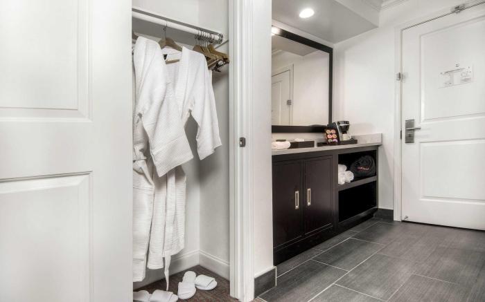 Aggie Inn, Ascend Hotel Collection