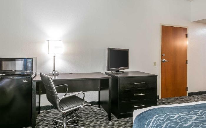 Comfort Inn University