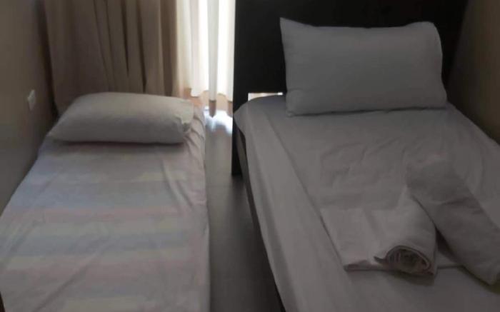 AFFORDABLE TAGAYTAY  MONTELUCE 2 BR w/ POOL G28