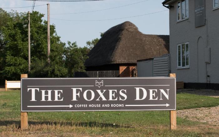 The Foxes Den Coffee House and Rooms