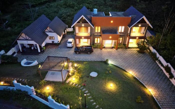 PAKOID COTTAGES