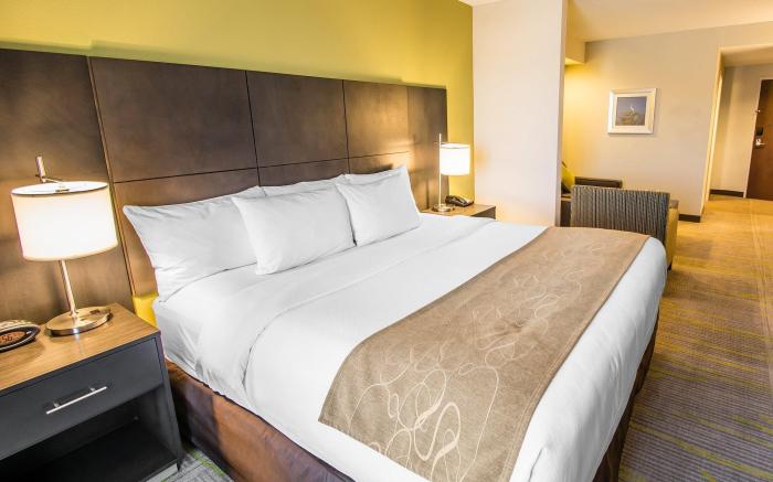 Comfort Suites Miami Airport North