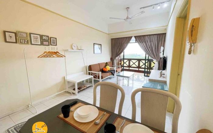 Seaview 1 BDR homestay@ Melaka Town(Mahkota Hotel)