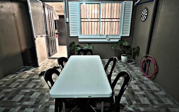The Hideout Pad