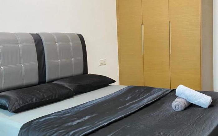 Coring 1Bed Suite R&F Mall @ R&F Princess Cove 