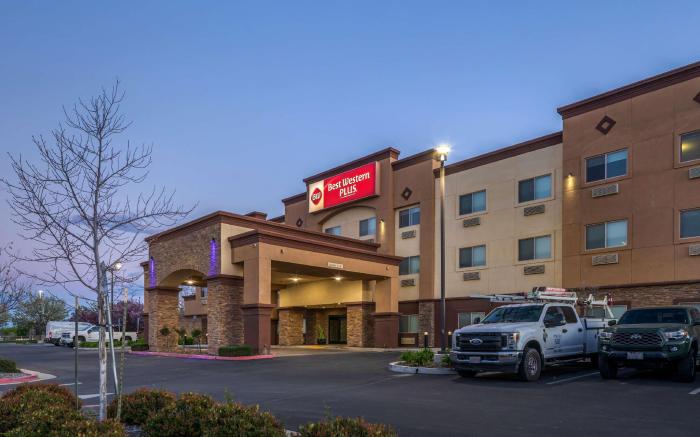 Best Western Plus Taft Inn