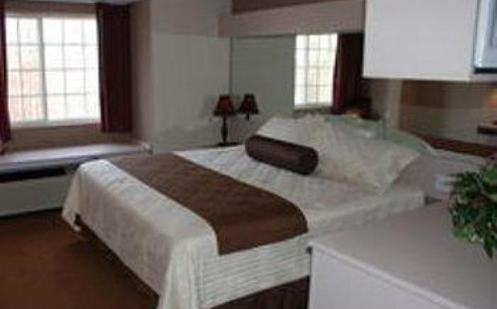 Patti's Inn and Suites