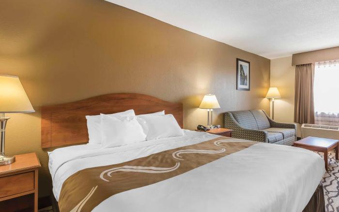 Quality Inn Charleston - Sikeston