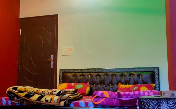 Shanti Cafe & Hostels