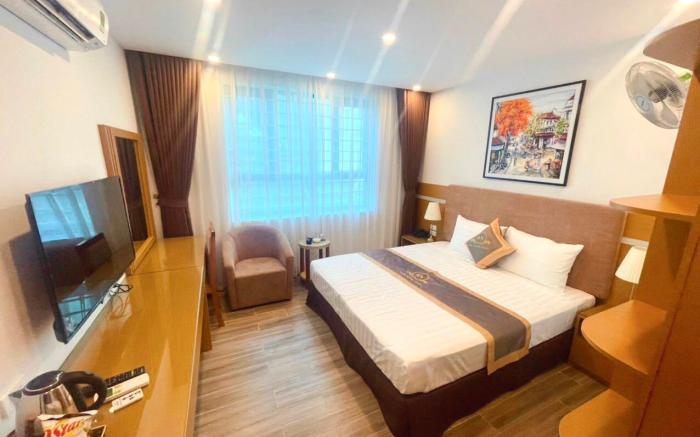 Paradise Hotel