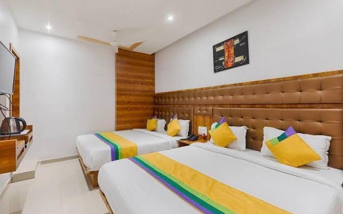 Hotel Riva International-Near Nesco
