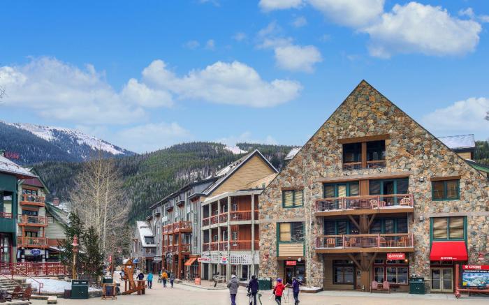 Jackpine & Black Bear Lodge