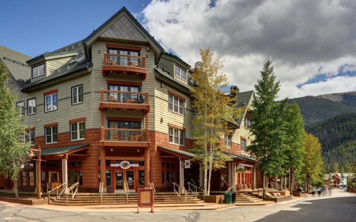 Jackpine & Black Bear Lodge