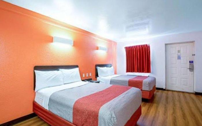 Scottish Inns & Suites