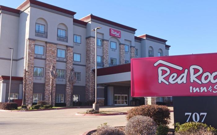 Red Roof Inn & Suites Longview