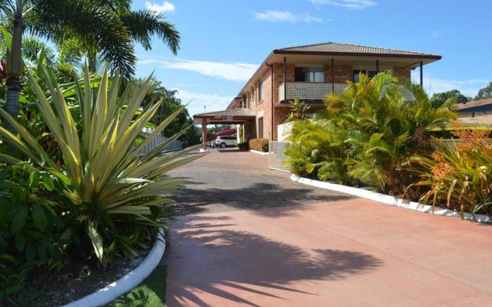 Kennedy Drive Airport Motel