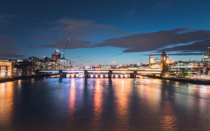 citizenM Tower of London