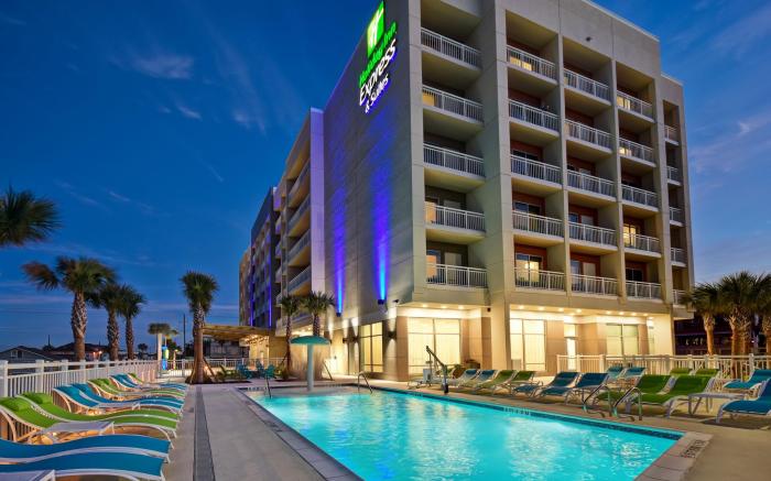 Holiday Inn Express And Suites Galveston Beach By IHG