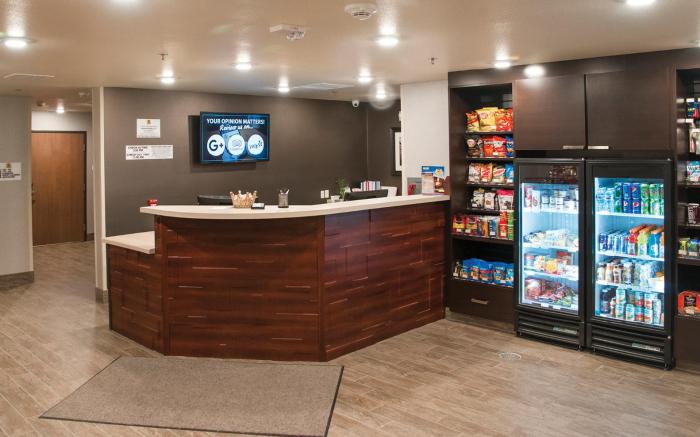 My Place Hotel Hurricane