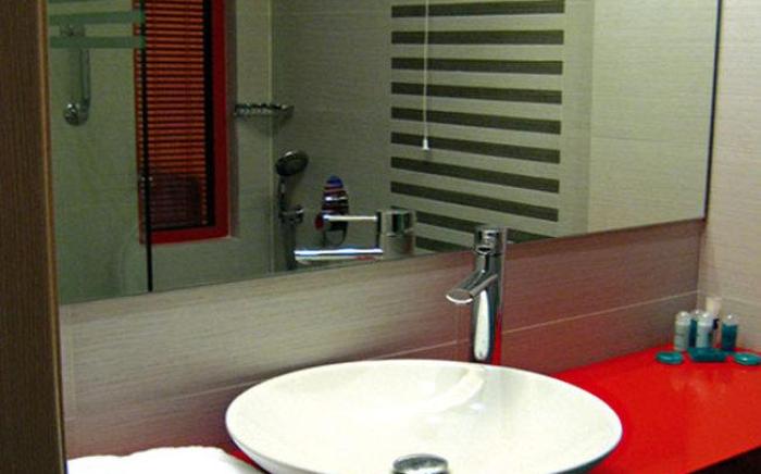 Novus City Hotel