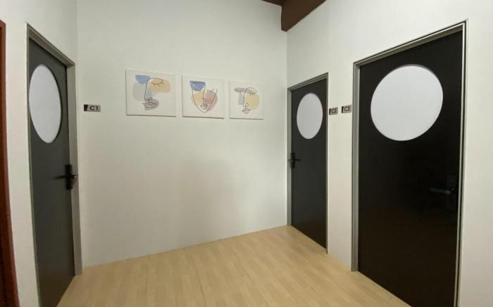 CN Homestay C1 Floor 3 at Nagoya Hill Mall