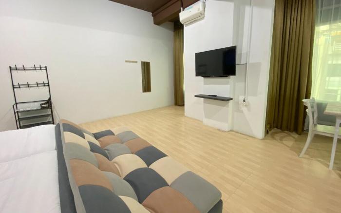CN Homestay C3 Floor 3 at Nagoya Hill Mall