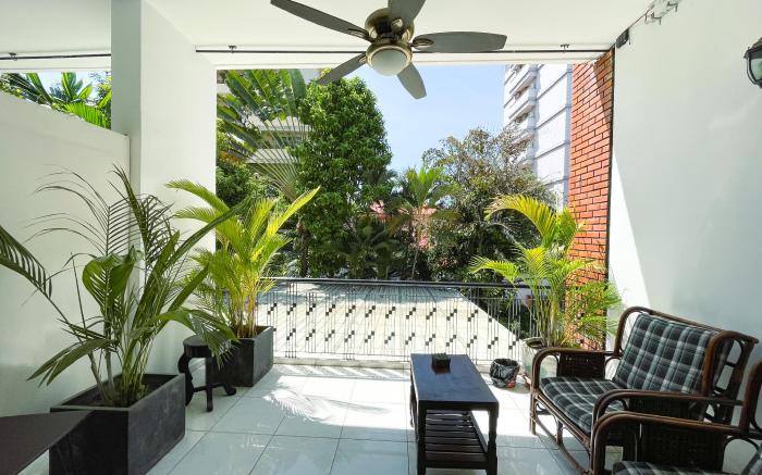 The Birdcage Boutique