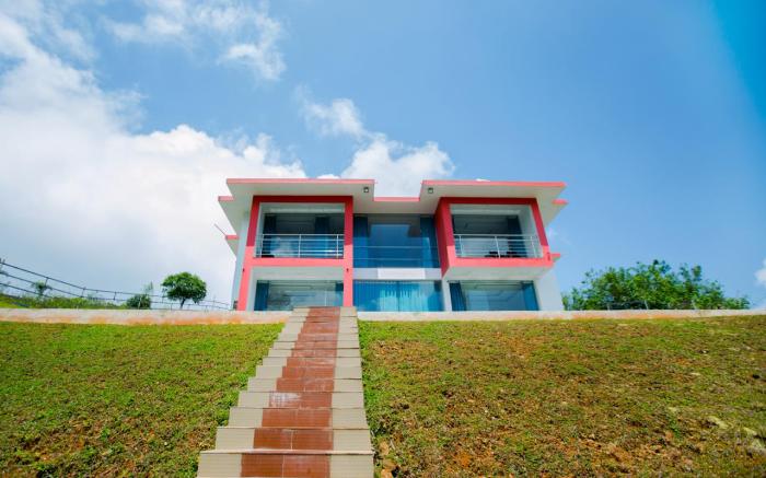 Hidden Valley Vagamon Cottage by VOYE HOMES