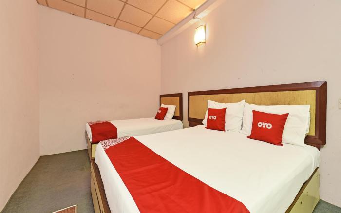 OYO 90599 Villa De Rose