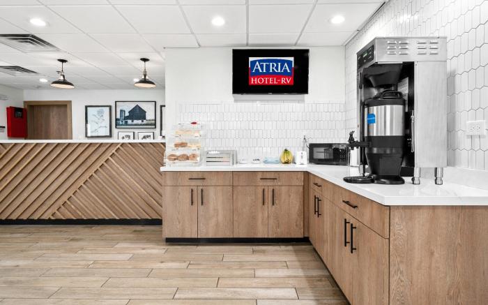 Atria Hotel and RV McGregor