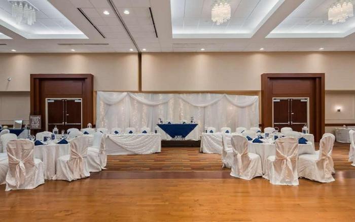 Best Western Plus Orangeville Inn & Suites