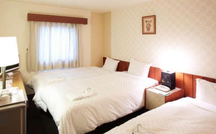 Hotel Taira